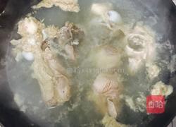 薏米山药炖筒骨的做法图解1