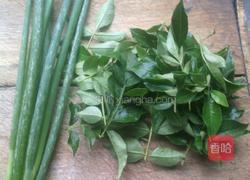 葱花花椒叶油饼的做法图解1