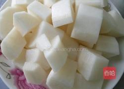 鸭子焖萝卜的做法图解1