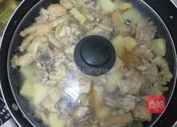 土豆焖鸡的做法图解4