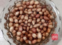 山药鸡脚花生汤的做法图解2