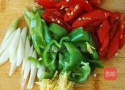 泡椒爆鸡珍的做法图解2