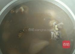 黄豆鱿鱼炖猪脚的做法图解6