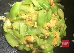 丝瓜炒鸡蛋的做法图解8