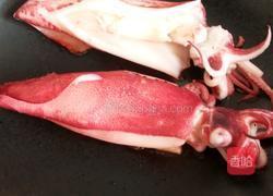 白灼鱿鱼的做法图解3