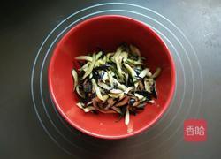 五彩茄丝的做法图解4