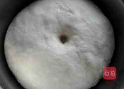 小猪豆沙包的做法图解2