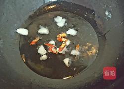 蒜香烧菌菇的做法图解3