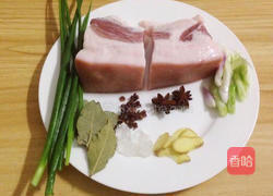 梅菜扣肉的做法图解2