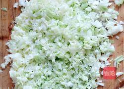 卷心菜猪肉馅饺子的做法图解9