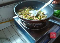 麻辣鱿鱼块的做法图解8