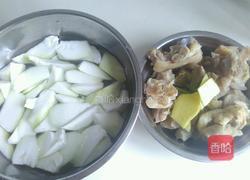 瓠子炖咸猪手的做法图解1