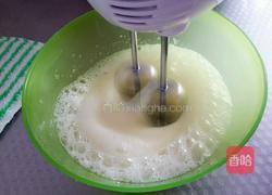 戚风蛋糕的做法图解7