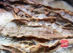 腊猪蹄炖干竹笋的做法图解1