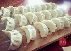 榆黄蘑韭菜鸡蛋饺子的做法图解5