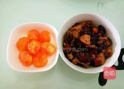 包粽子(蛋黄肉粽)的做法图解1