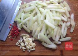 香辣西瓜皮的做法图解5