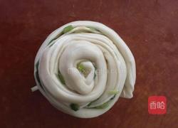 葱油饼的做法图解9
