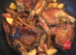 五味焖土豆鸭子的做法图解6