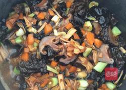 香菇焖米饭的做法图解4