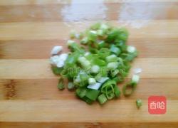 皮蛋豆腐的做法图解2