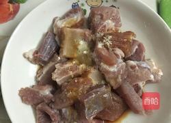 橙汁排骨的做法图解2