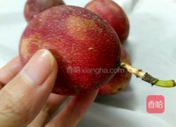 蜂蜜百香果茶的做法图解1