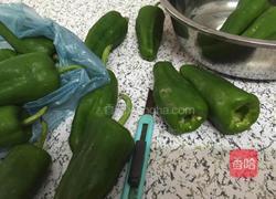 煎酿辣椒的做法图解1