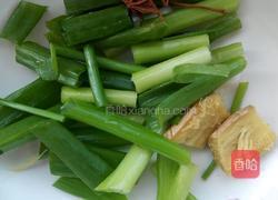 鸡肉炖土豆的做法图解1