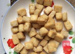 毛豆炒臭豆腐的做法图解1