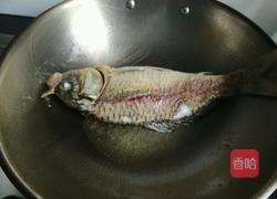 红烧鲤鱼的做法图解5