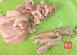 鸡肉丸子的做法图解1