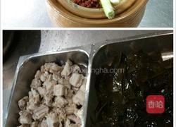 海带排骨汤的做法图解1