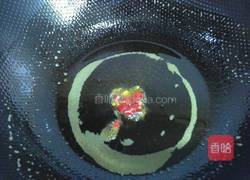 炝炒绿豆芽的做法图解2