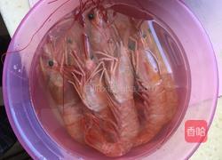炸虾段的做法图解1