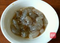 虾仁鸡蛋面的做法图解2