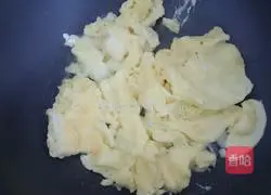 Illustration of how to make spicy fried rice 2