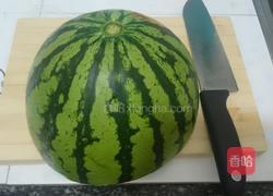 西瓜皮炒辣椒的做法图解2