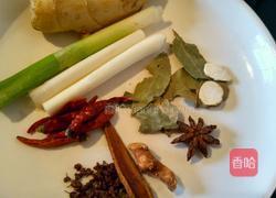 鸡腿沙锅煲的做法图解1