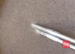 黑煎饼果子的做法图解2