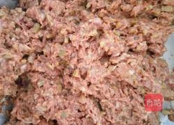 榨菜猪肉馅饺子的做法图解3