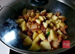 土豆红烧肉的做法图解17