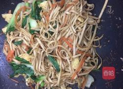 鸡蛋炒面的做法图解4