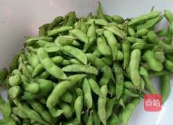 香辣毛豆的做法图解1