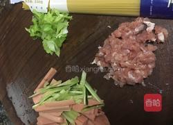 肉沫火腿青瓜拌意式面的做法图解1