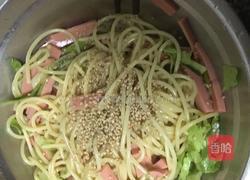 肉沫火腿青瓜拌意式面的做法图解4