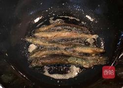 泥鳅炖豆腐的做法图解3