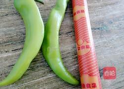 尖椒炒火腿的做法图解1