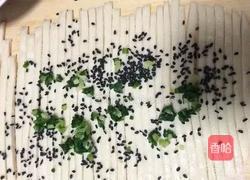 芝麻葱油小花卷的做法图解4