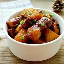 红烧肉炖土豆的做法[图]